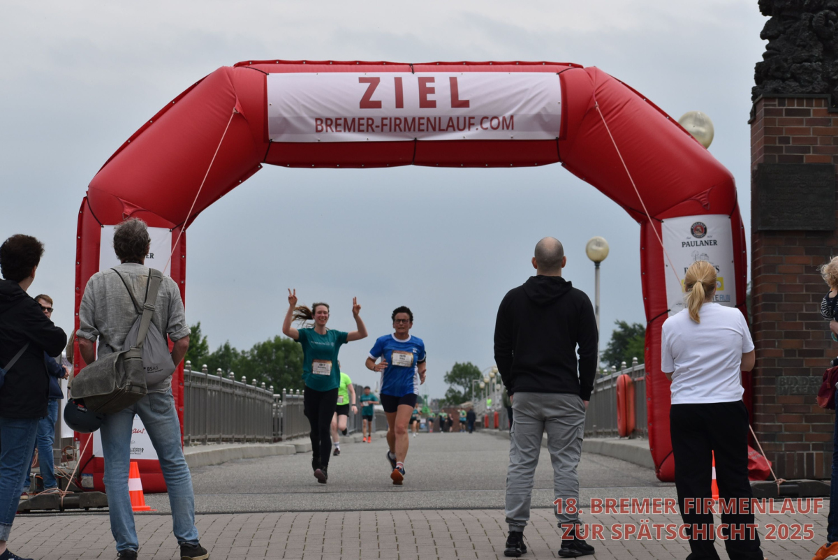 Max Planck Runners 2025 (C) DeinLauffoto.com – Erinnerungen, die bleiben! Max Planck Runners 2025 (C) DeinLauffoto.com – Erinnerungen, die bleiben!