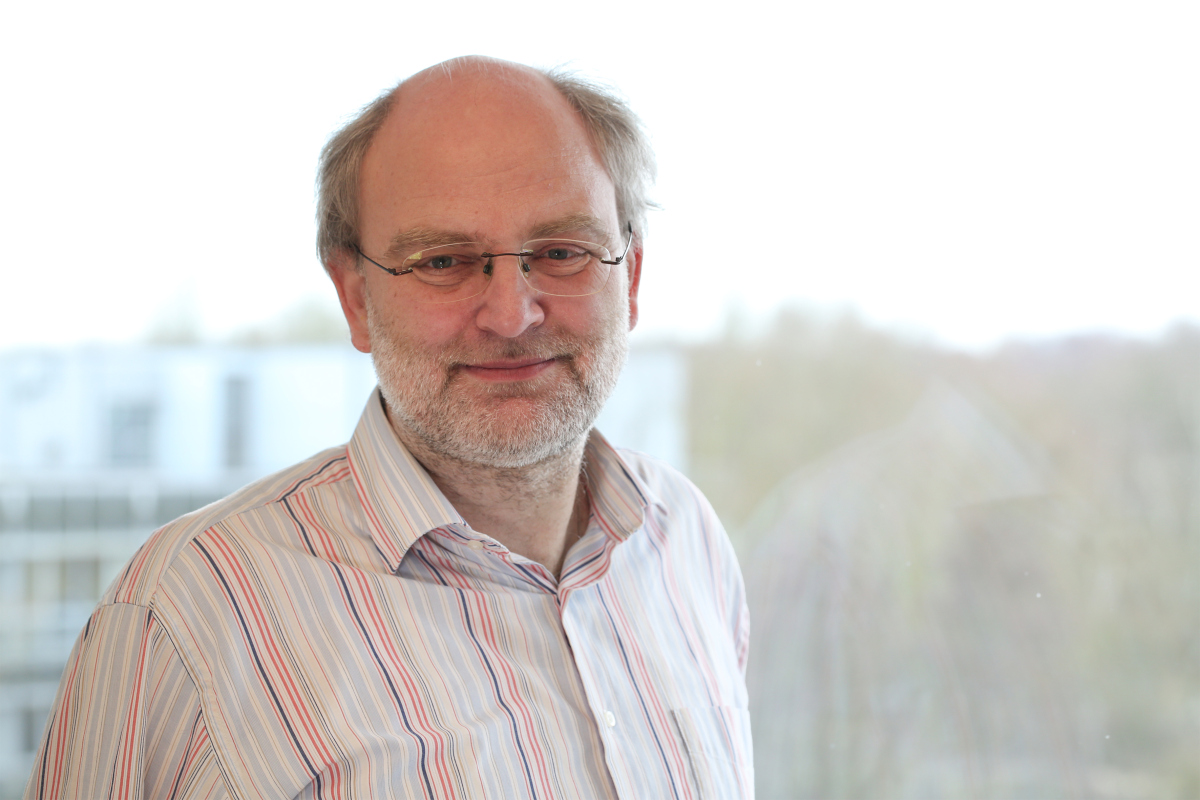 Prof. Dr. Jens Harder Prof. Dr. Jens Harder