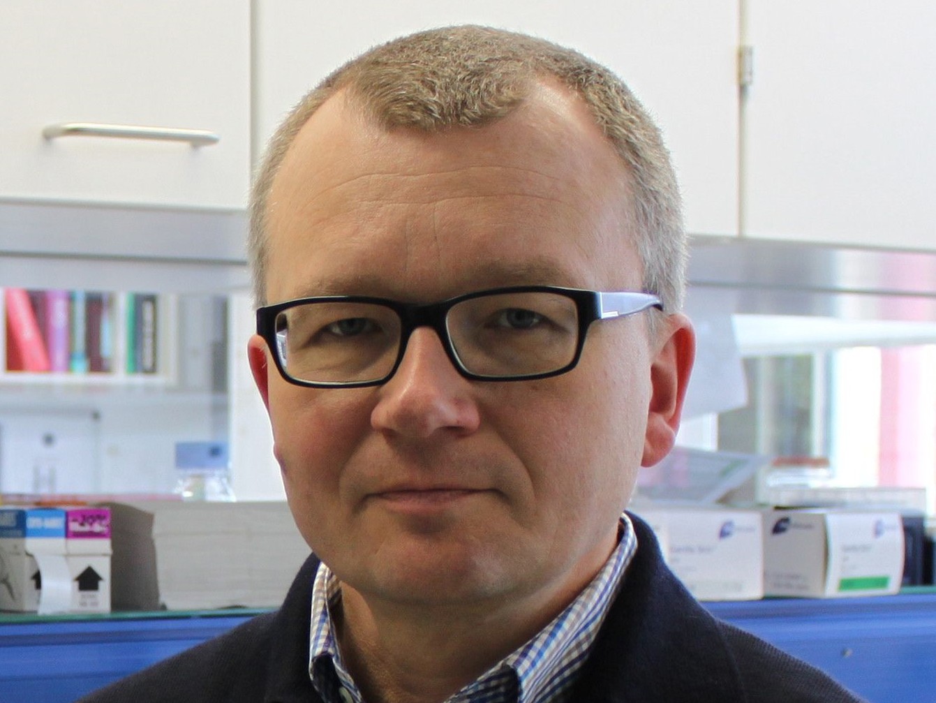Prof. Dr. Dirk Schüler Prof. Dr. Dirk Schüler