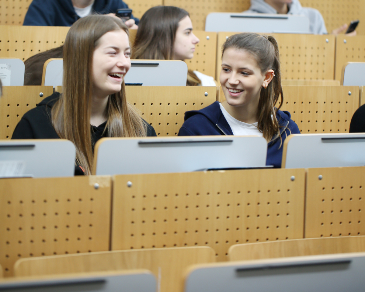 Schüler am Ocean Day 2019 (© Max-Planck-Institut für Marine Mikrobiologie/A. Esken)