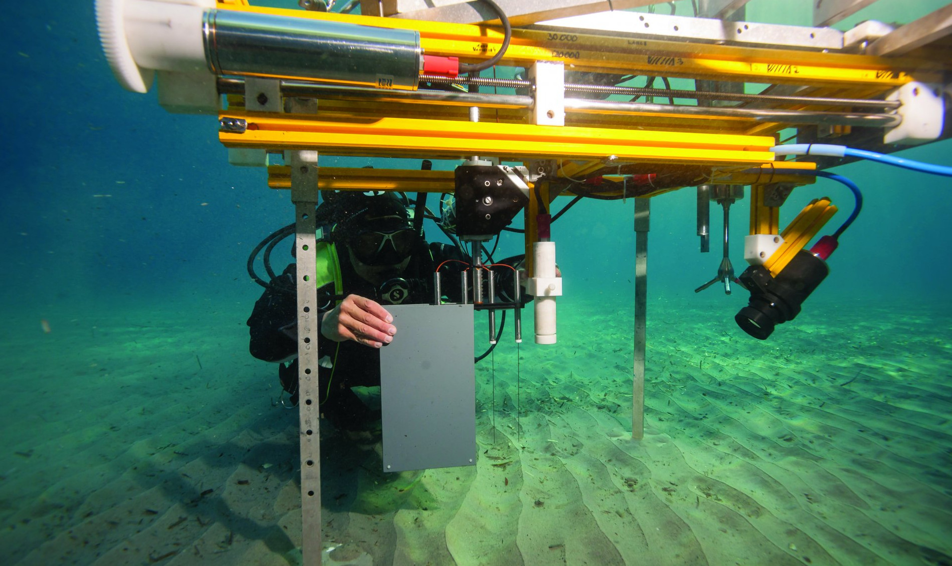 Lance-A-Lot unter Wasser im Einsatz (© Foto: Hydra - Institut für Meereswissenschaften)