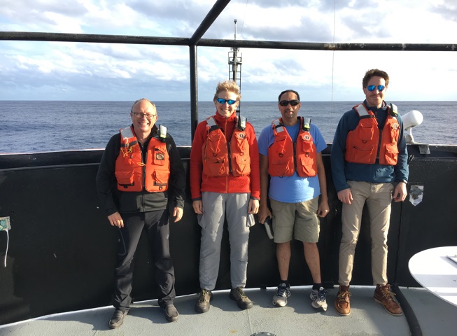 Carol Arnosti on board RV Endeavor collecting samples for later analysis in Bremen. From left to right: Rudolf Amann (Max Planck Institute for Marine Microbiology), Carol Arnosti and Sherif Ghobrial (both from the University of North Carolina) and Jan-Hendrik Hehemann (Max Planck Institute for Marine Microbiology). Photo: C. Arnosti Carol Arnosti on board RV Endeavor collecting samples for later analysis in Bremen. From left to right: Rudolf Amann (Max Planck Institute for Marine Microbiology), Carol Arnosti and Sherif Ghobrial (both from the University of North Carolina) and Jan-Hendrik Hehemann (Max Planck Institute for Marine Microbiology). Photo: C. Arnosti
