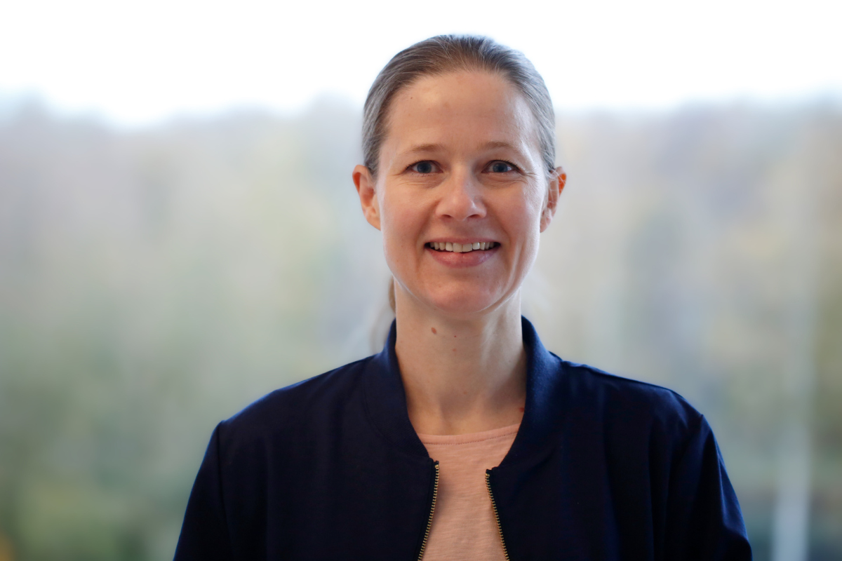 Dr. Christina Bienhold