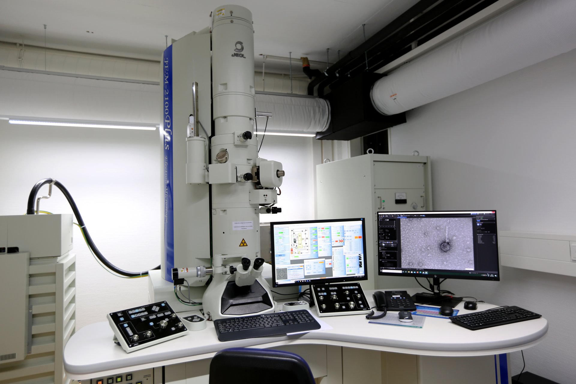 Transmissions Elektronen Mikroskop (©Max-Planck-Institut für Marine Mikrobiologie, K. Matthes)