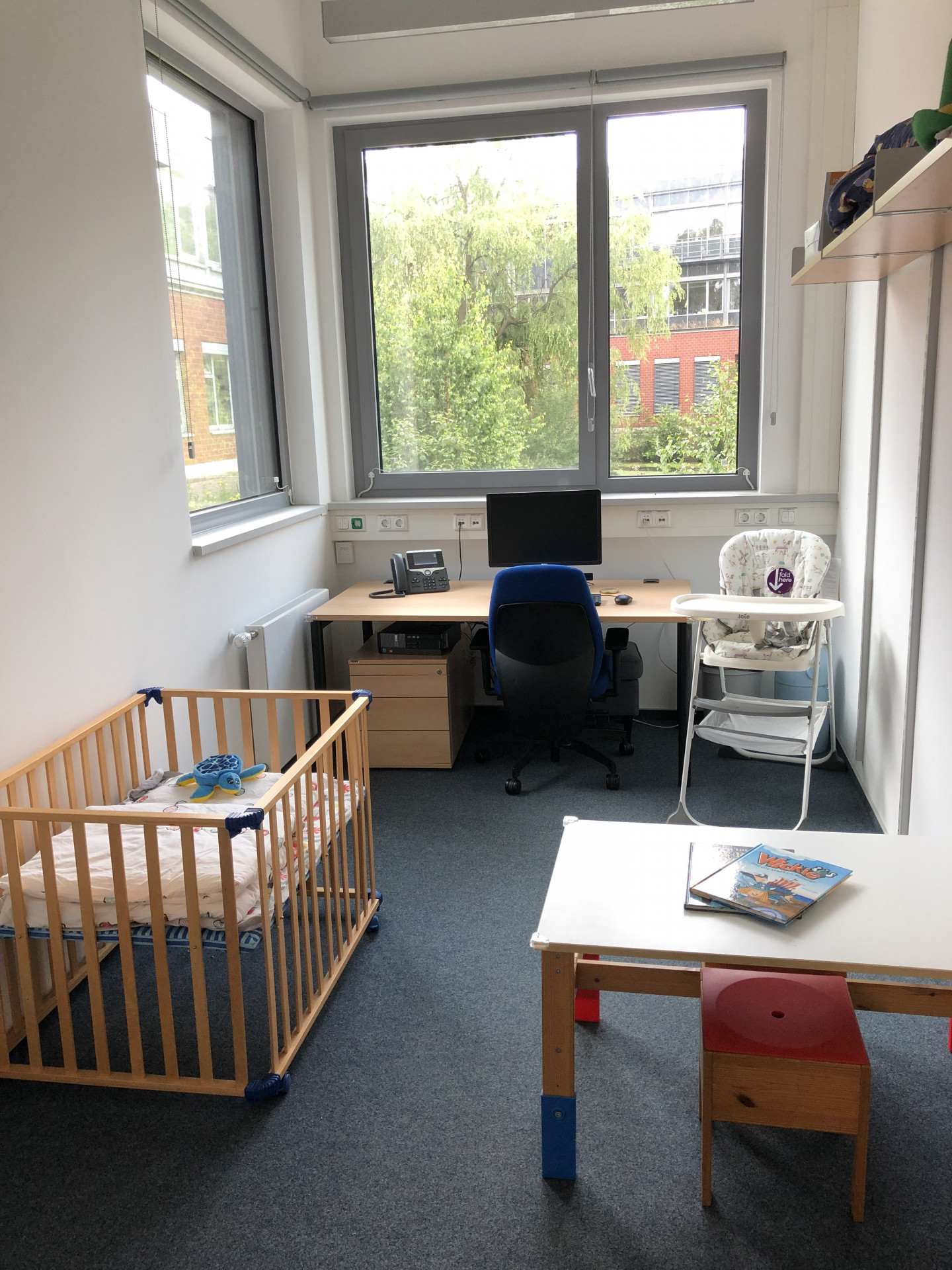 Eltern-Kind-Zimmer Eltern-Kind-Zimmer