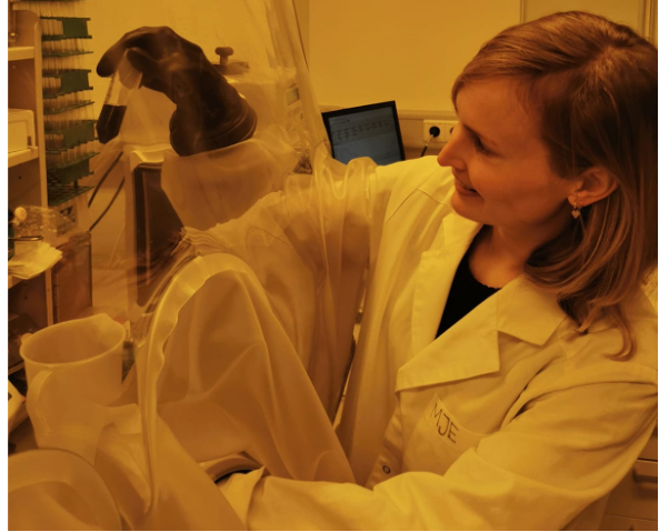 Marion Jespersen in the lab